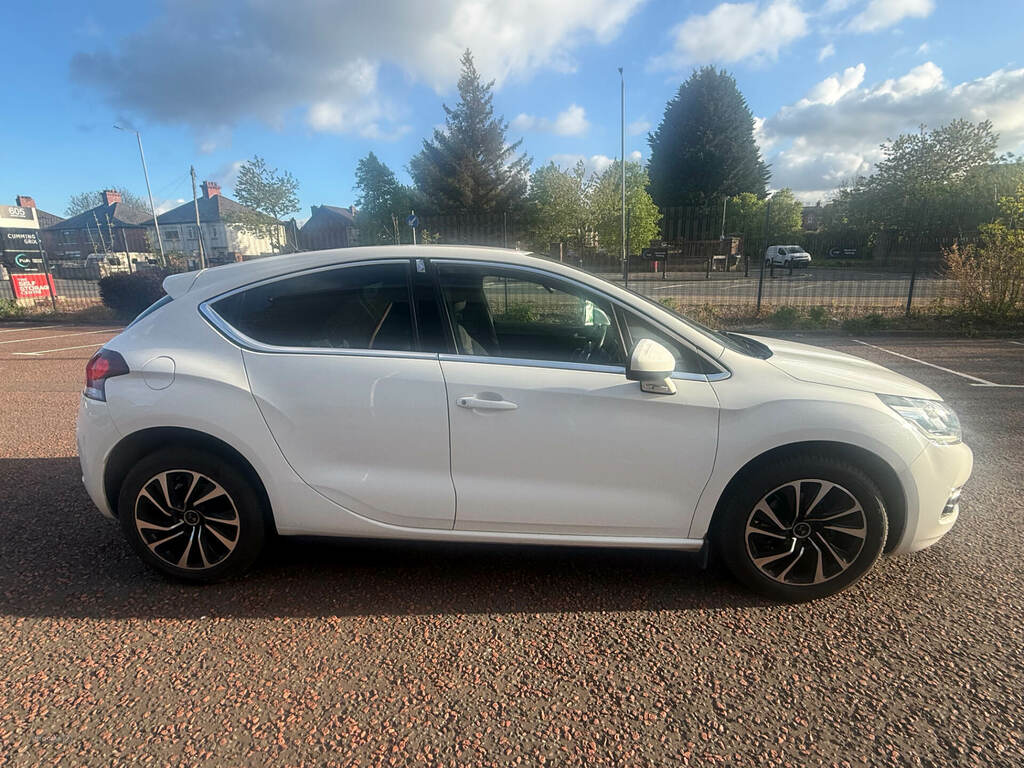 DS DS 4 1.6 Bluehdi Elegance White #5