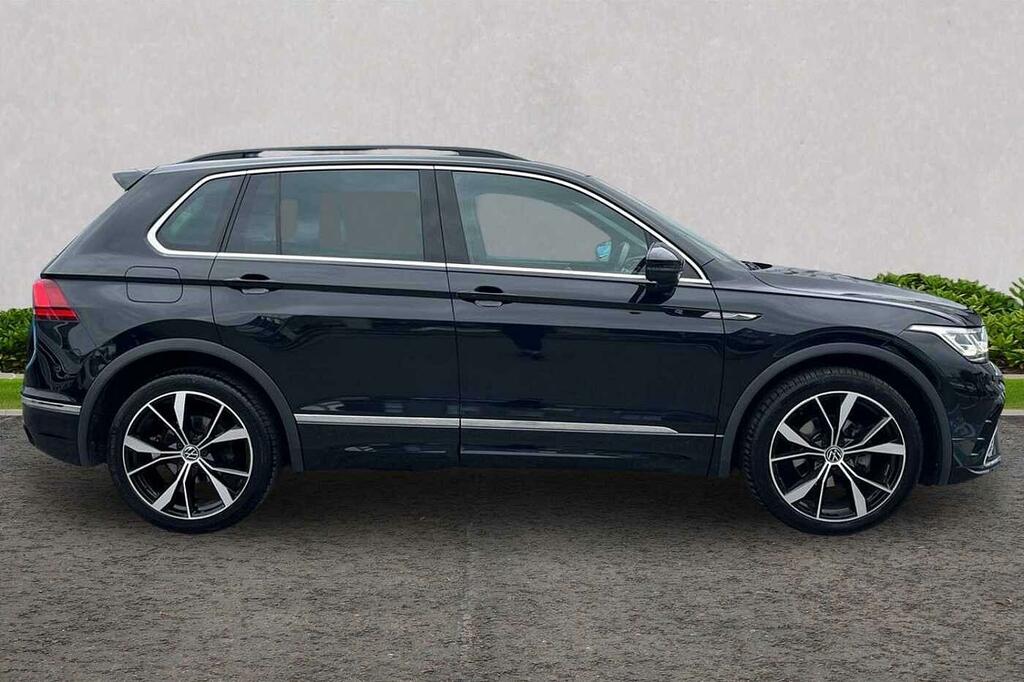 Volkswagen Tiguan 1.5 Tsi 150 R-line Dsg WF23MXB Black #4