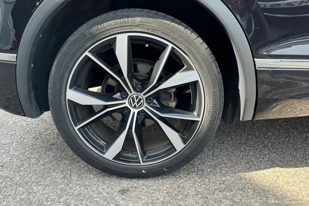 Volkswagen Tiguan 2.0 Tdi R-line Dsg WF70ZFH Black #5