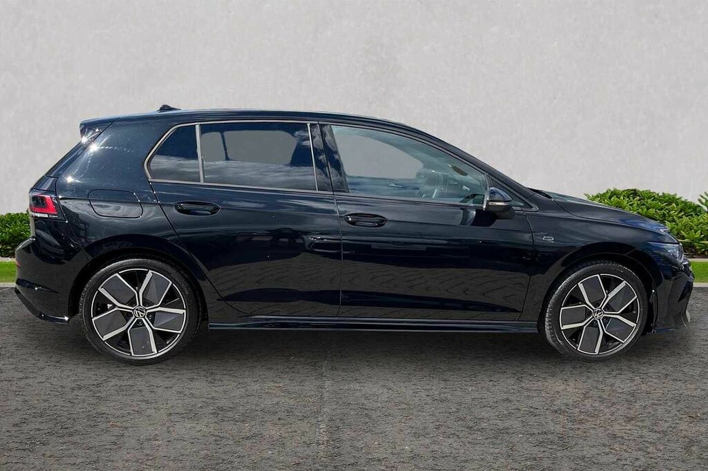Volkswagen Golf 1.5 Tsi 150 Black Edition WJ75AHN Black #4