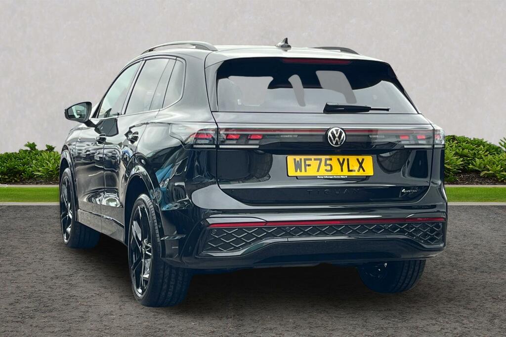 Volkswagen Tiguan 2.0 Tdi R-line Dsg WF75YLX Black #3