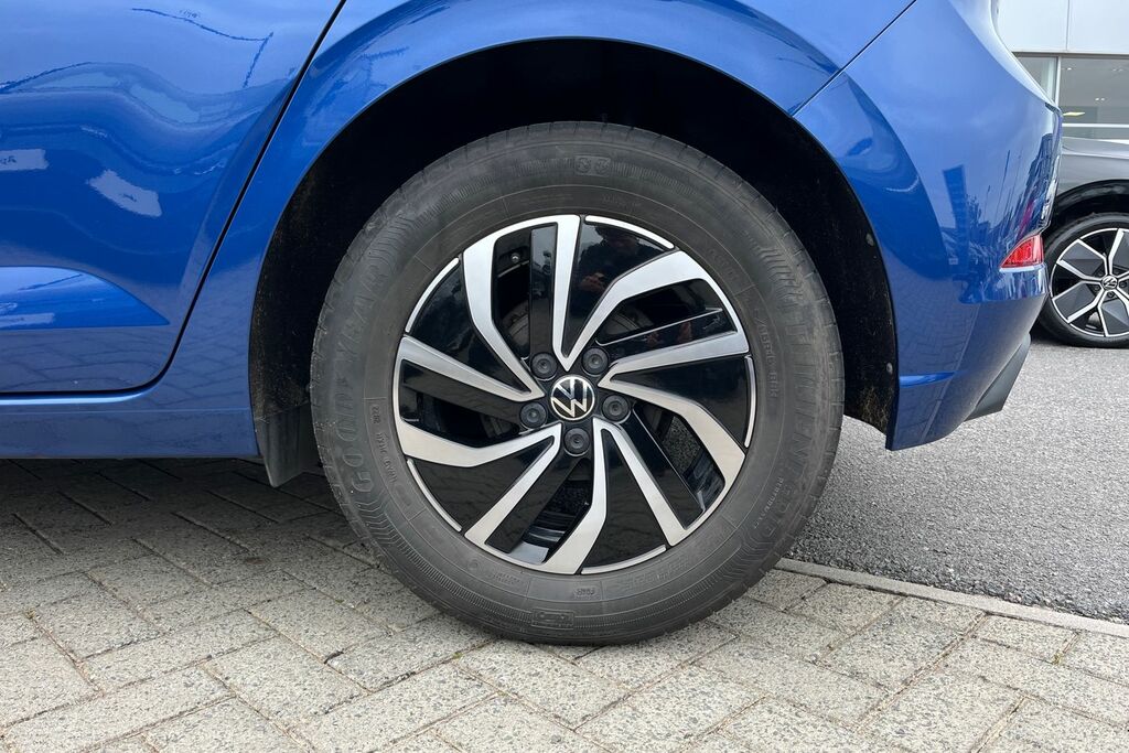 Volkswagen Polo 1.0 Life WJ72GWX Blue #5
