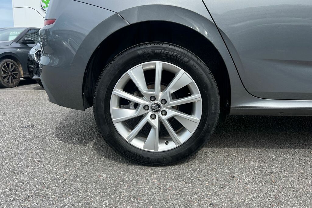 Skoda Kamiq 1.0 Tsi 95 Se WJ73ORN Grey #5
