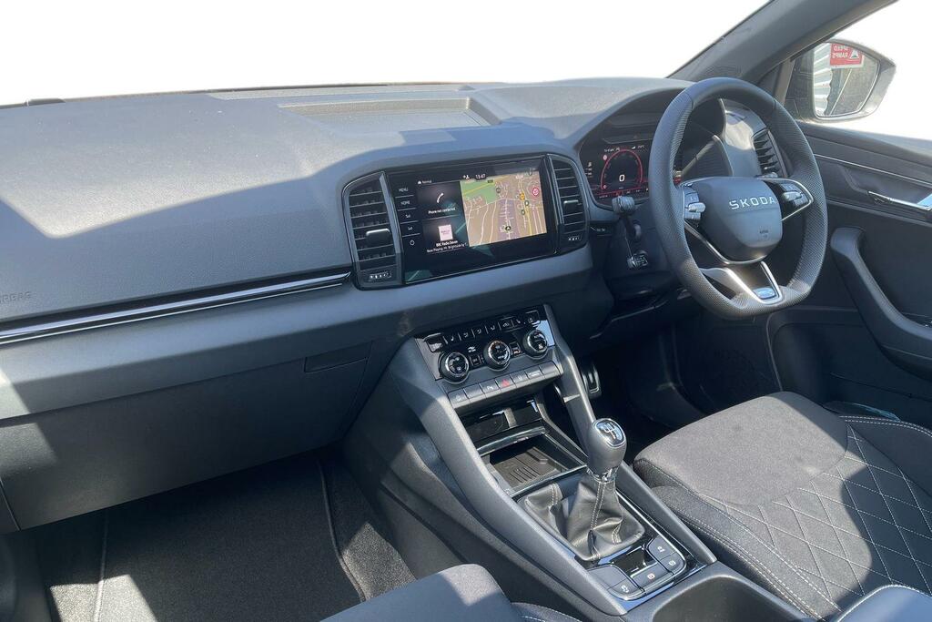 Skoda Karoq 1.5 Tsi Sportline Edition Black #2