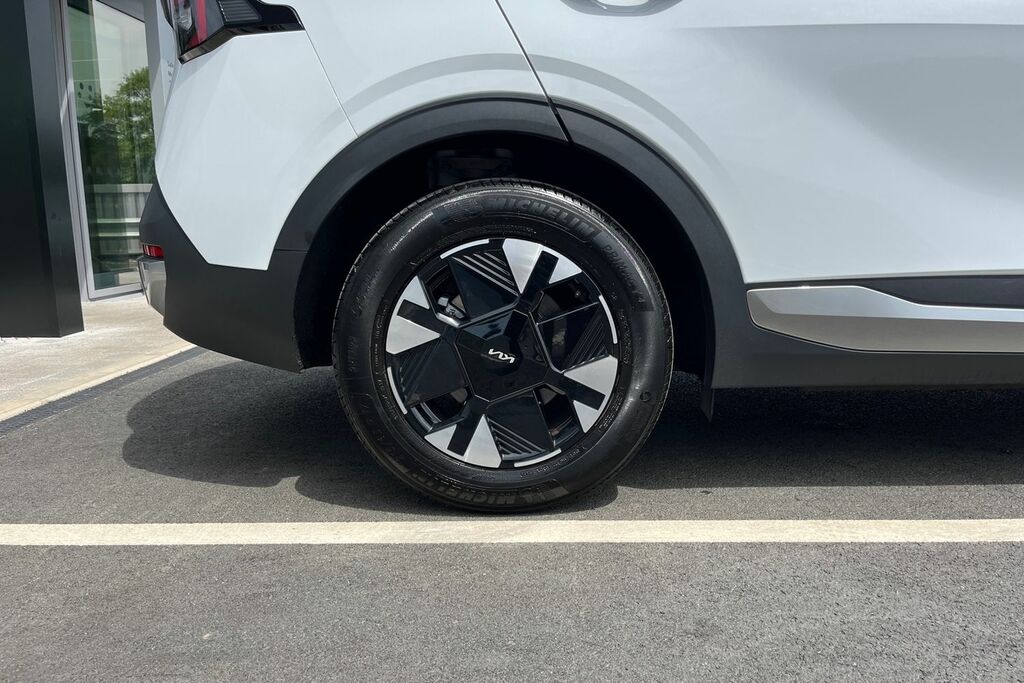 Kia Sportage 1.6 H T-gdi Pure Euro 6 Ss WJ75DHO White #5