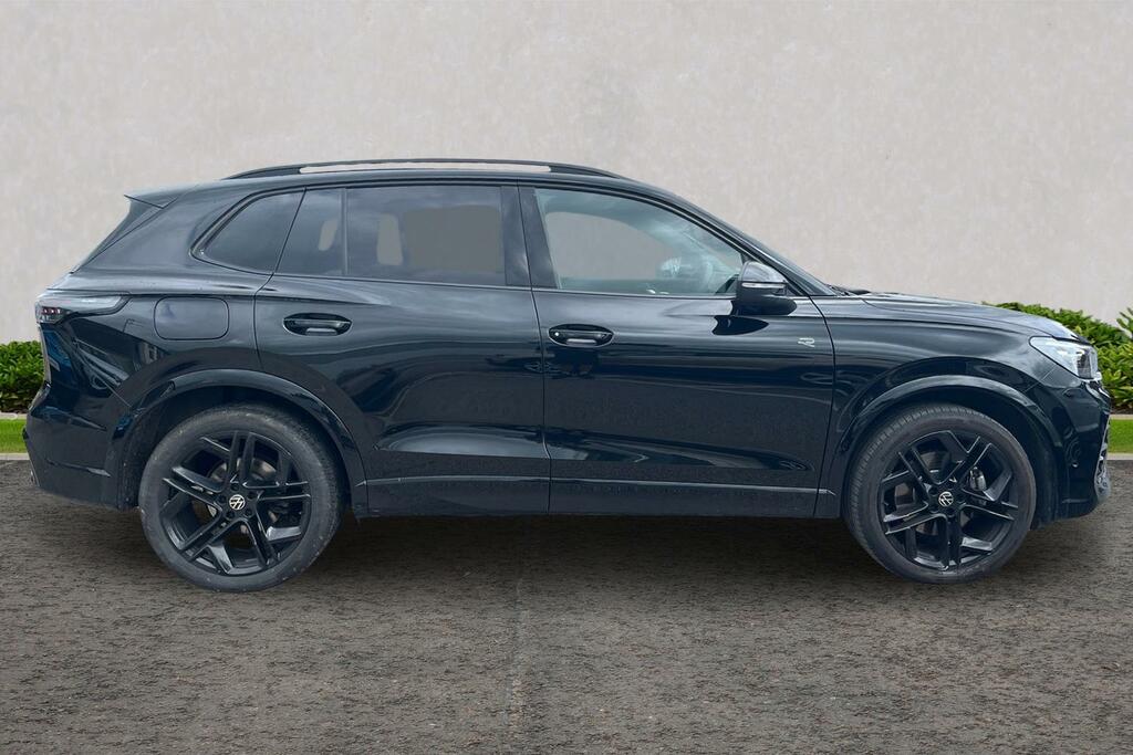 Volkswagen Tiguan 2.0 Tdi R-line Dsg WG75FEP Black #4