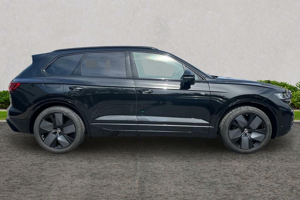 Volkswagen Touareg 3.0 V6 Tdi 4Motion 286 Black Edition Tip WF75HRX Black #4