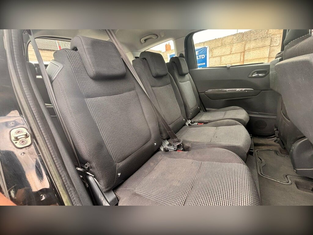 Peugeot 5008 5008 Active Blue #40