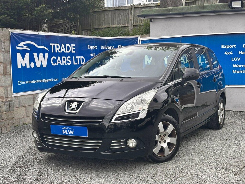 Peugeot 5008 5008 Active Blue #1