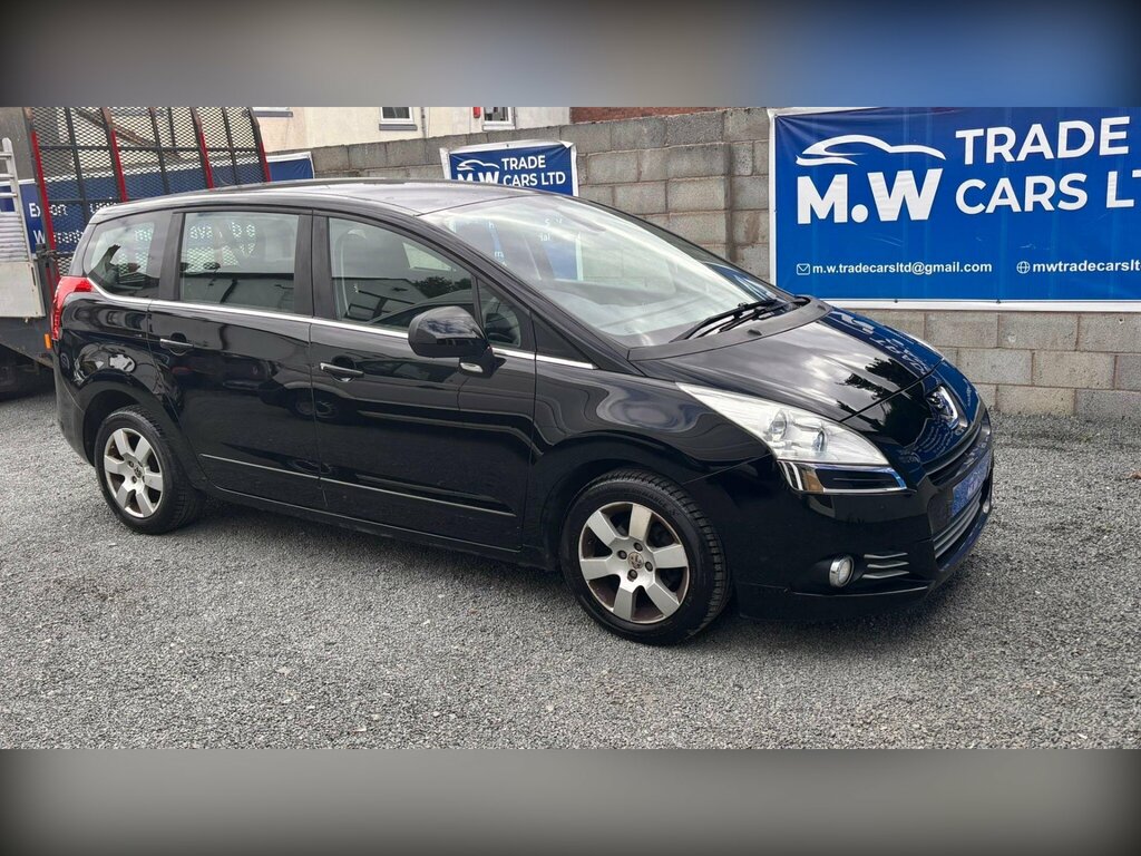 Peugeot 5008 5008 Active Blue #2