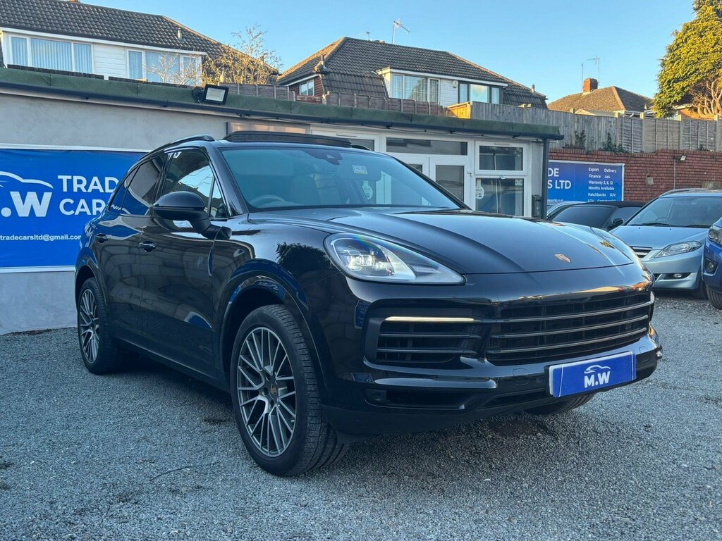 Porsche Cayenne 3.0T V6 Platinum Edition Tiptronics 4Wd Euro 6 S LB22OGS Black #3