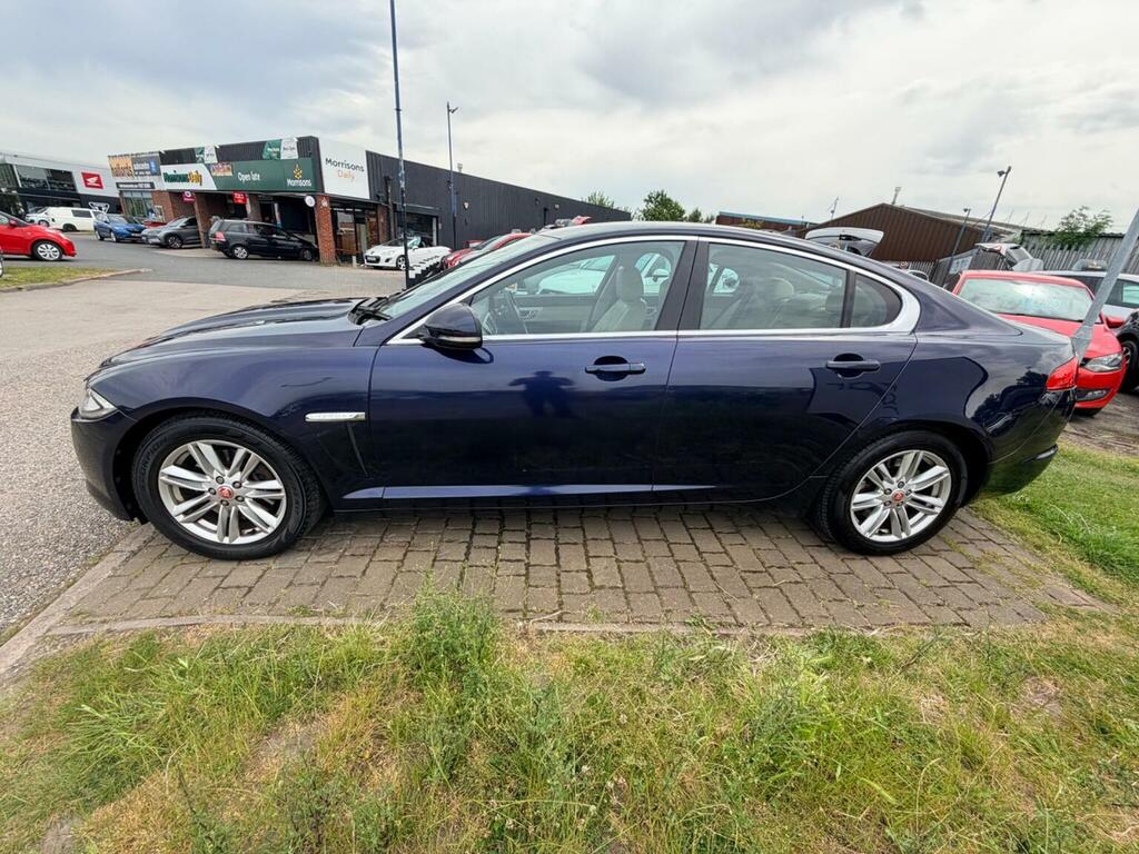 Jaguar XF Saloon 2.2D Luxury Euro 5 Ss 201414 RO14BBN Blue #5