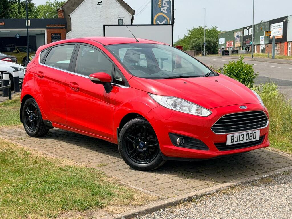 Ford Fiesta Hatchback 1.0T Ecoboost Zetec Euro 5 Ss 20 Red