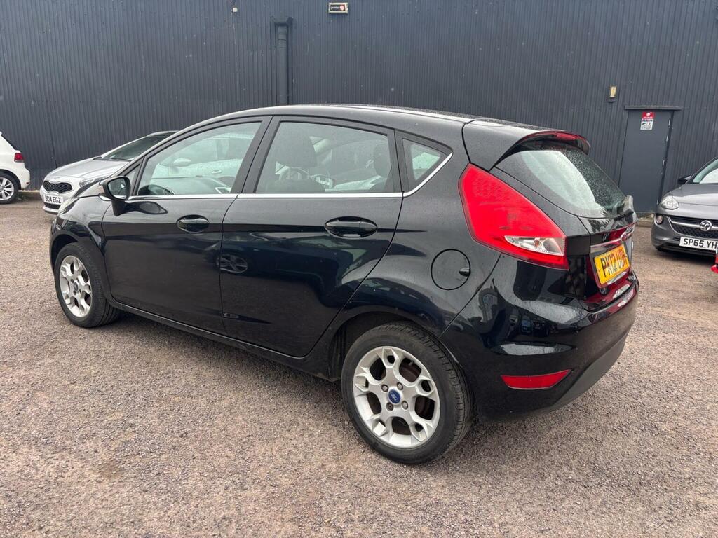 Ford Fiesta Hatchback 1.4 Tdci Dpf Zetec 201212 Black #2
