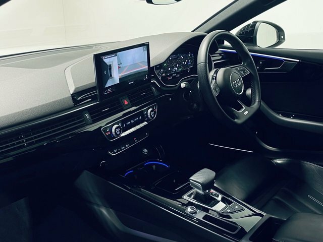 Audi A5 Tfsi 35 Black Edition VE23JZO White #5