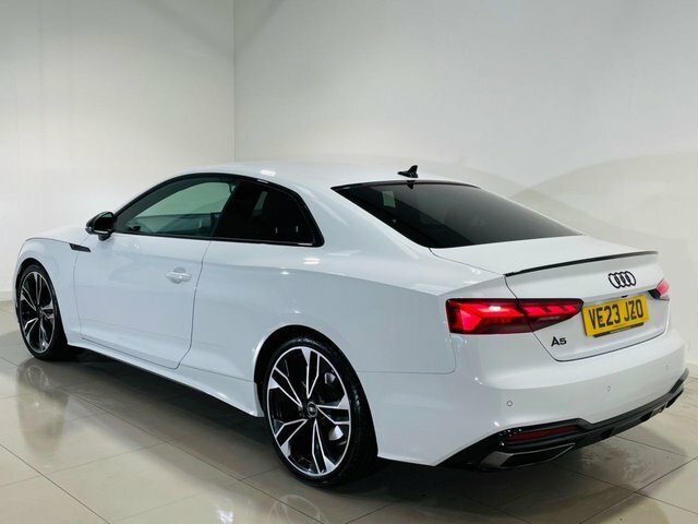 Audi A5 Tfsi 35 Black Edition VE23JZO White #3