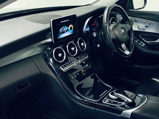 Mercedes-Benz C Class C200 Sport Premium Saloon WM15FHJ Grey #4