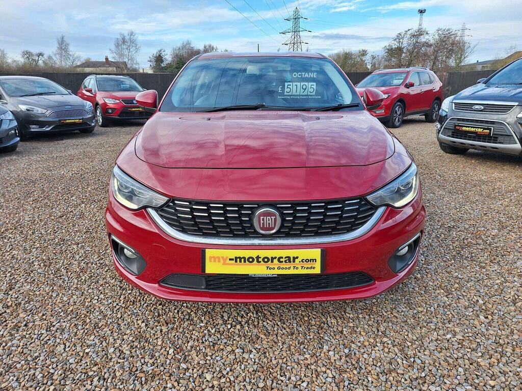 Fiat Tipo Hatchback 1.4 Mpi Lounge Euro 6 201767 KR54VLS Red #4