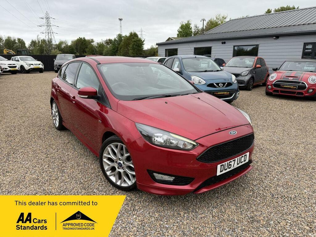 Ford Focus Hatchback 1.5 Tdci St-line Euro 6 Ss 2017 Red