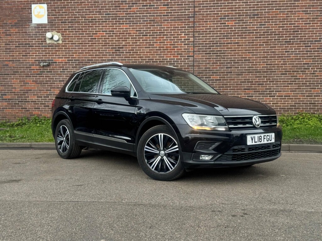 Volkswagen Tiguan 2.0 Tdi Se Navigation Dsg Euro 6 Ss Black