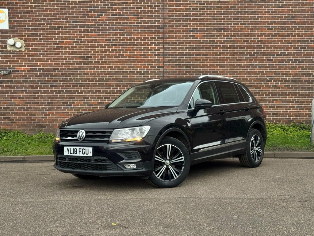 Volkswagen Tiguan 2.0 Tdi Se Navigation Dsg Euro 6 Ss YL18FGU Black #2