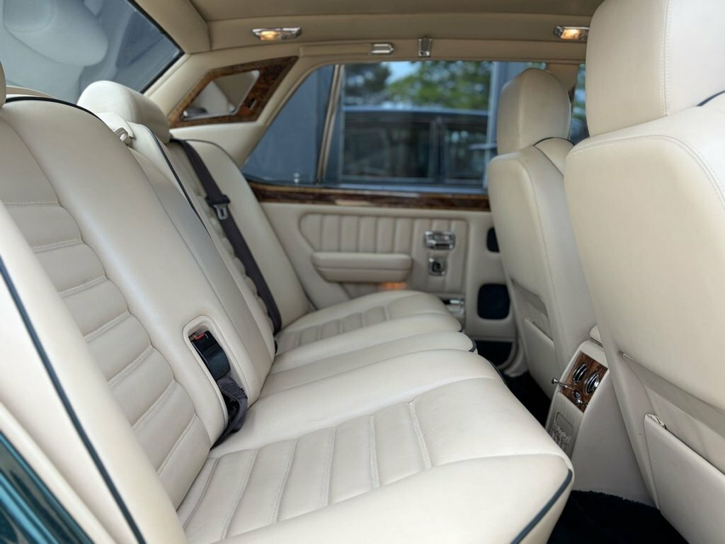 Bentley Brooklands Lwb Inj Silver #33