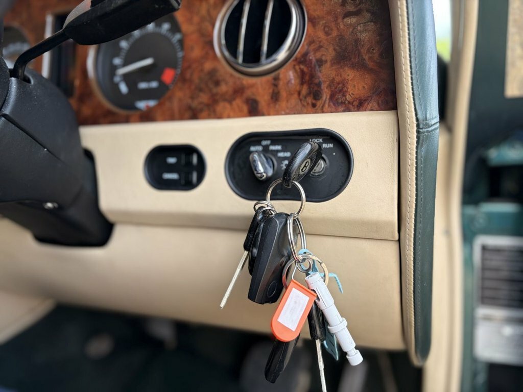 Bentley Brooklands Lwb Inj Silver #31