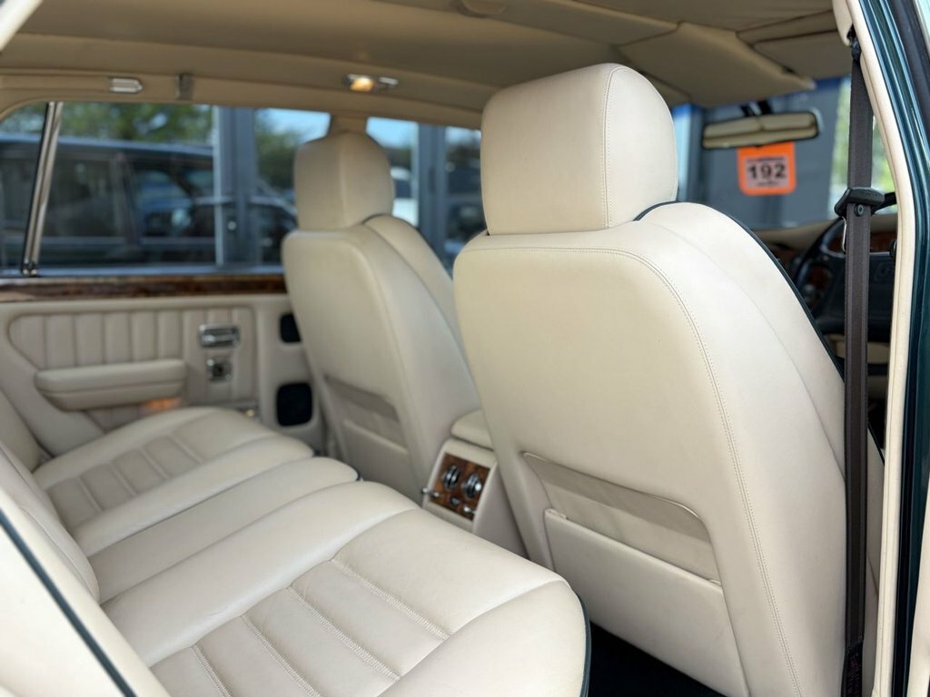 Bentley Brooklands Lwb Inj Silver #32