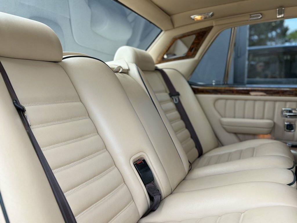 Bentley Brooklands Lwb Inj Silver #34