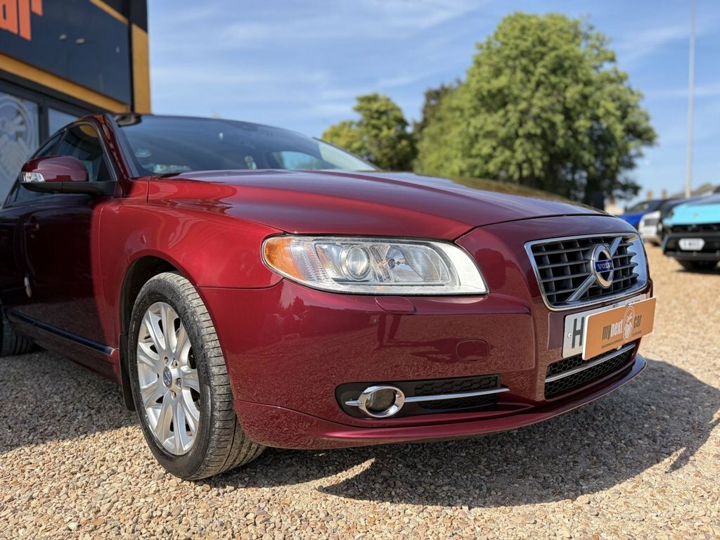 Volvo S80 2L Se Lux Red #2