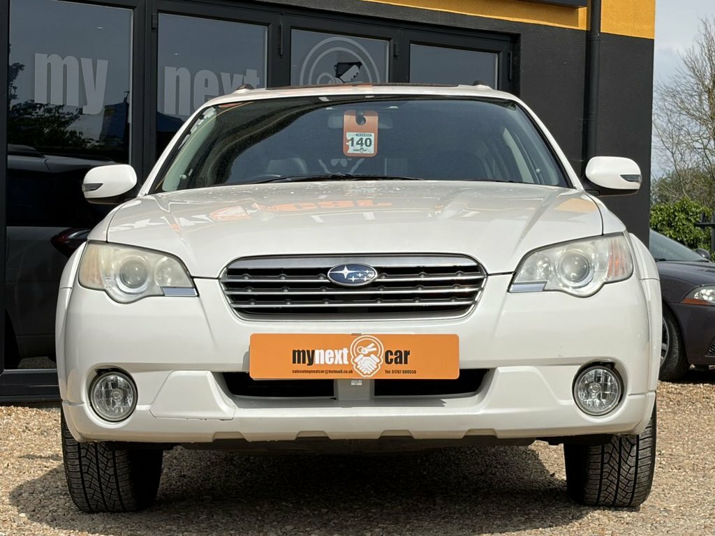 Subaru Outback 2L Se White #3