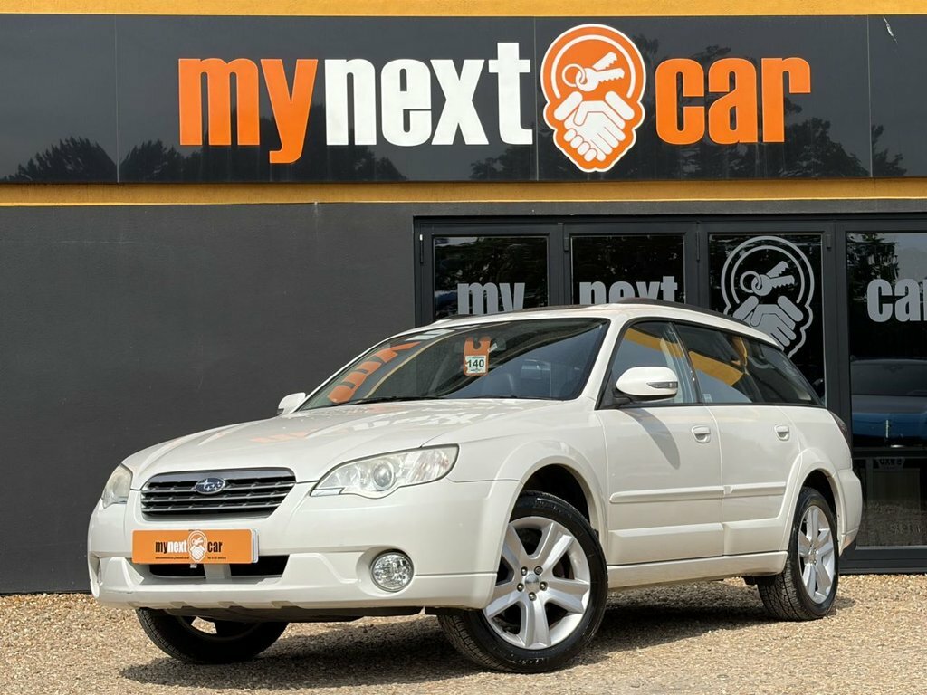 Subaru Outback 2L Se White #4