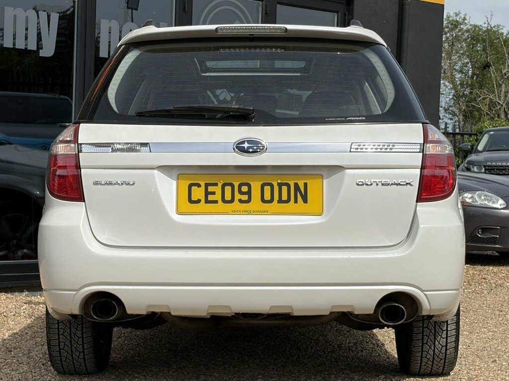 Subaru Outback 2.5 Se Black #8