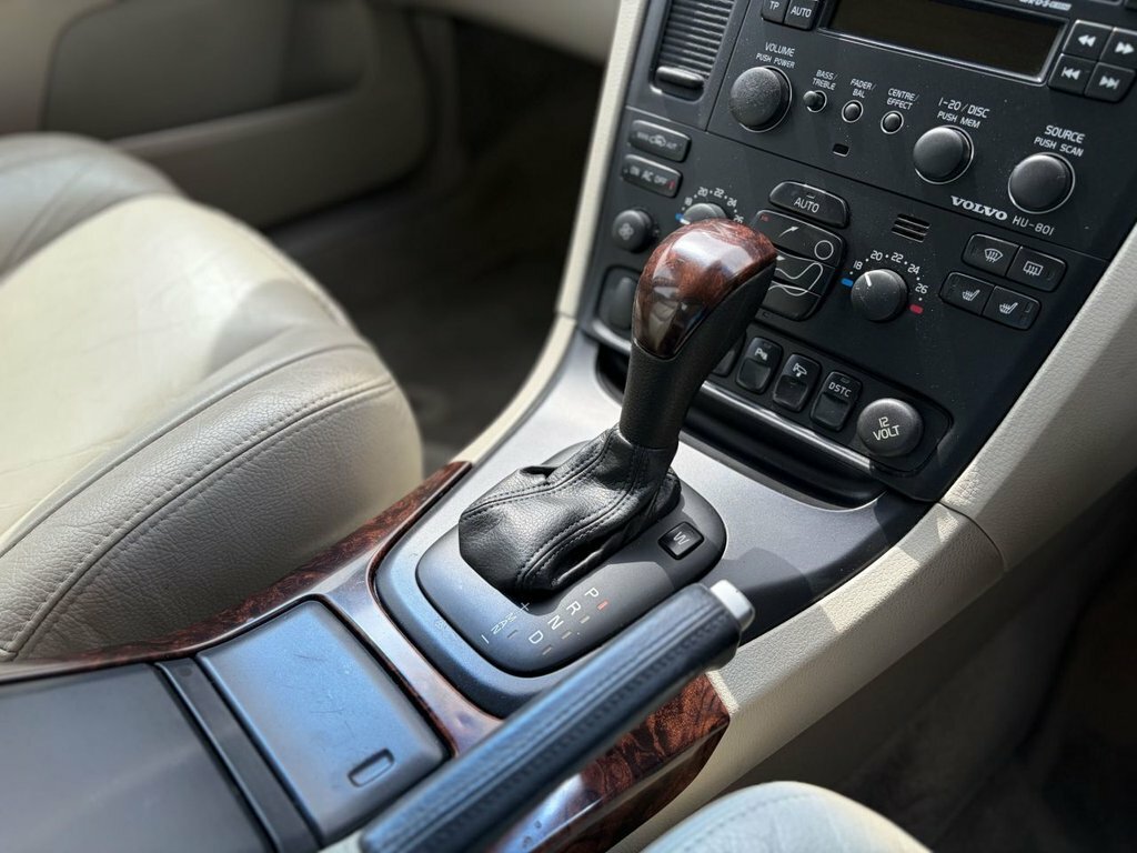 Volvo S80 Gold #14
