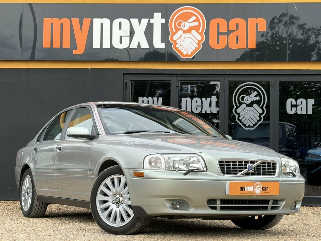 Volvo S80 Gold #1