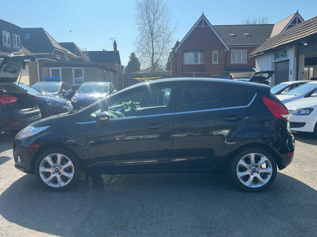 Ford Fiesta 1.4 Zetec Black #4