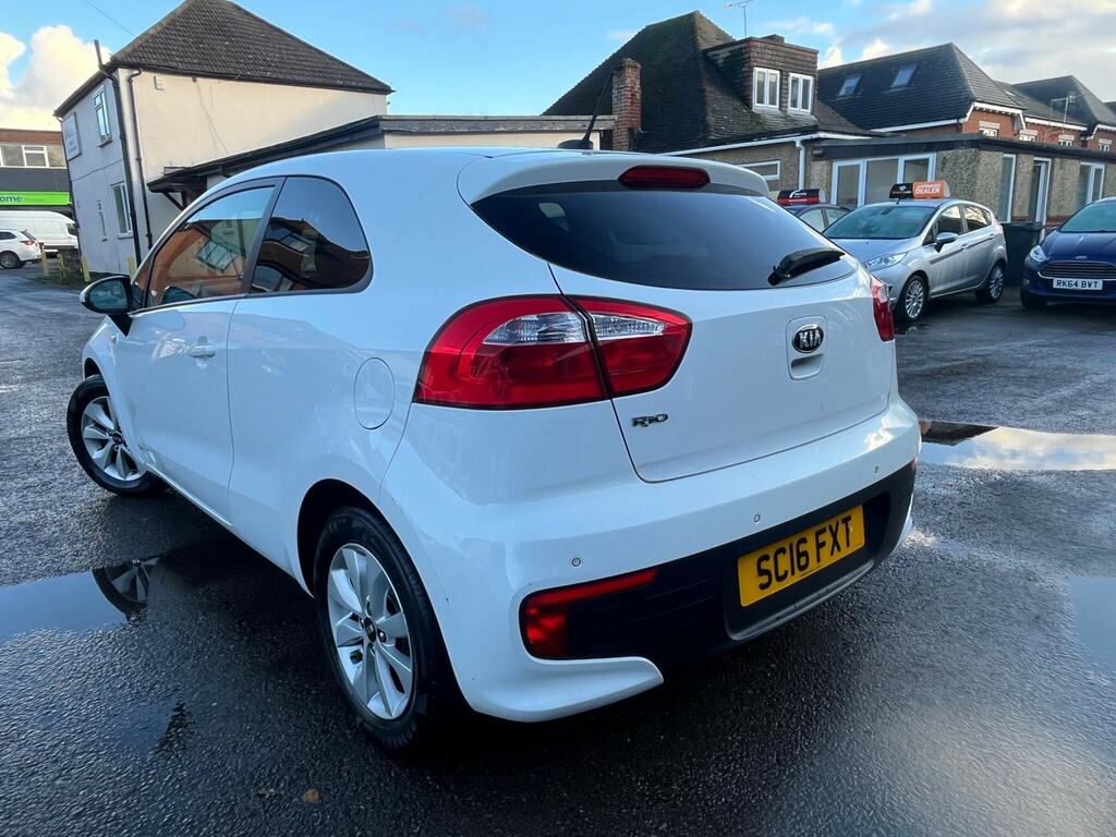 Kia RIO 1.25 Sr7 Euro 6 SC16FXT White #2