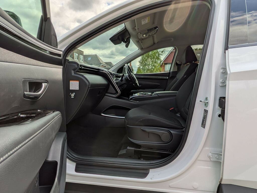 Hyundai Tucson Crdi S White #31