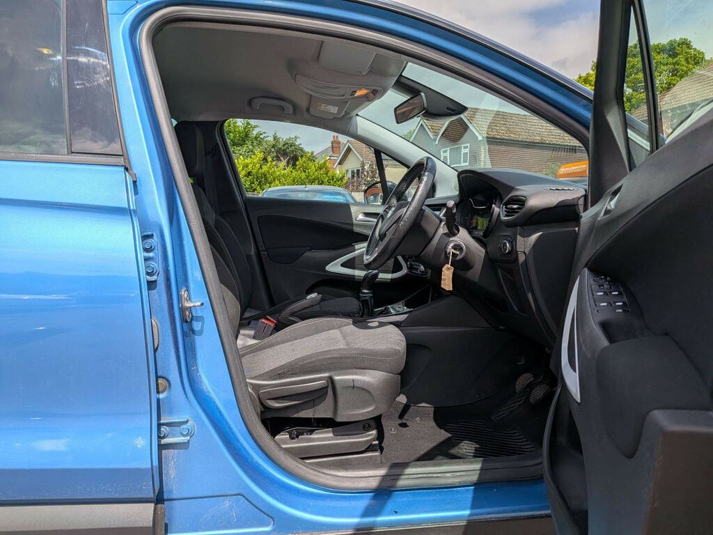 Vauxhall Crossland X 1.2 Elite 2019 Silver #22