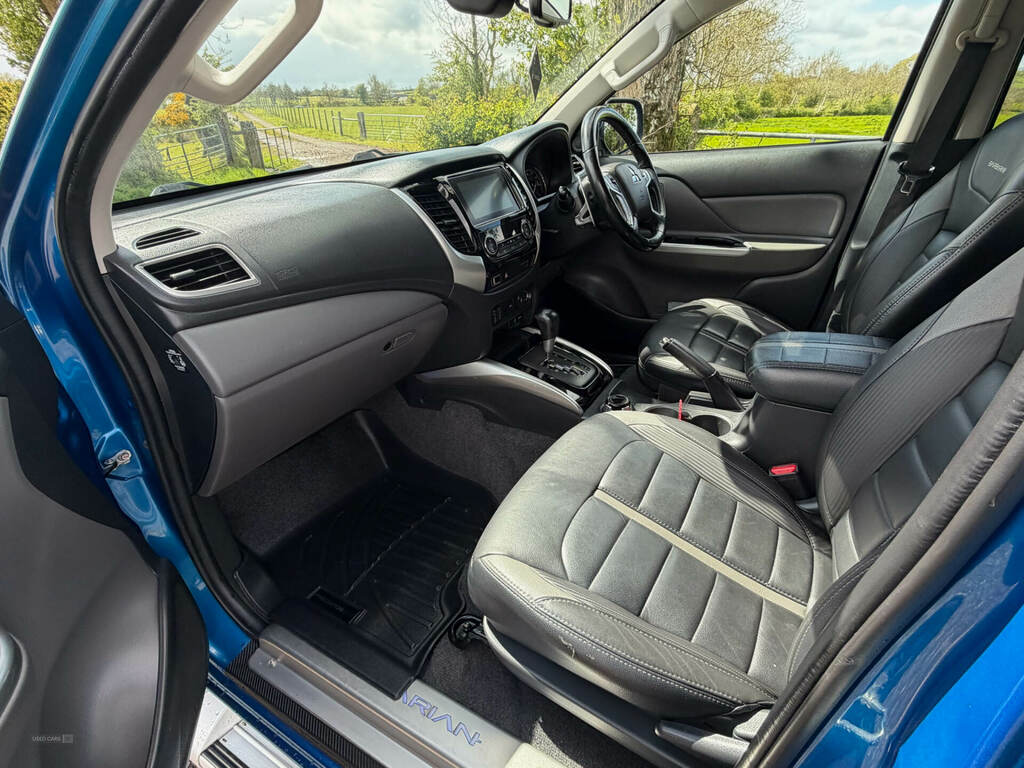 Mitsubishi L200 Double Cab Di-d 178 Barbarian 4Wd SN18XFG Blue #3