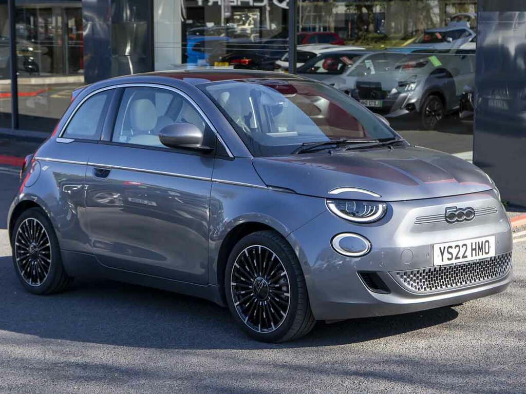 Fiat 500E La Prima