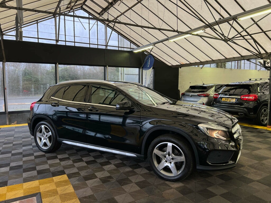 Mercedes-Benz GLA Class Gla220 Cdi 4Matic Amg Line Black