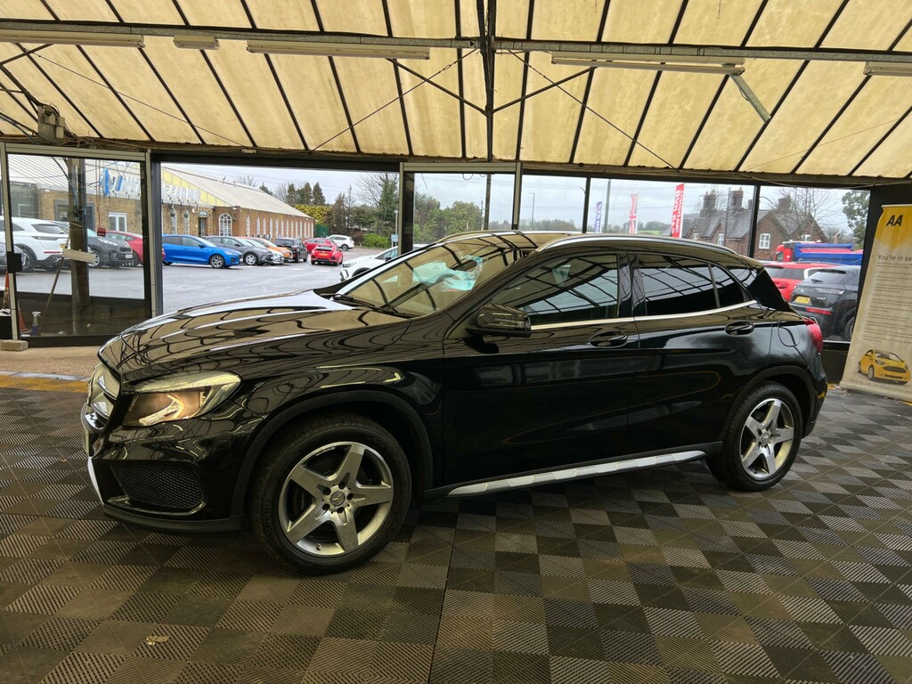 Mercedes-Benz GLA Class Gla220 Cdi 4Matic Amg Line RX15RVN Black #3