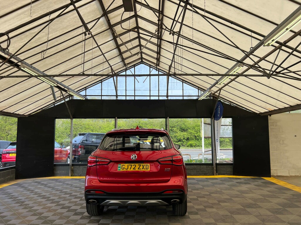 MG HS Suv GJ72ZXD Red #6
