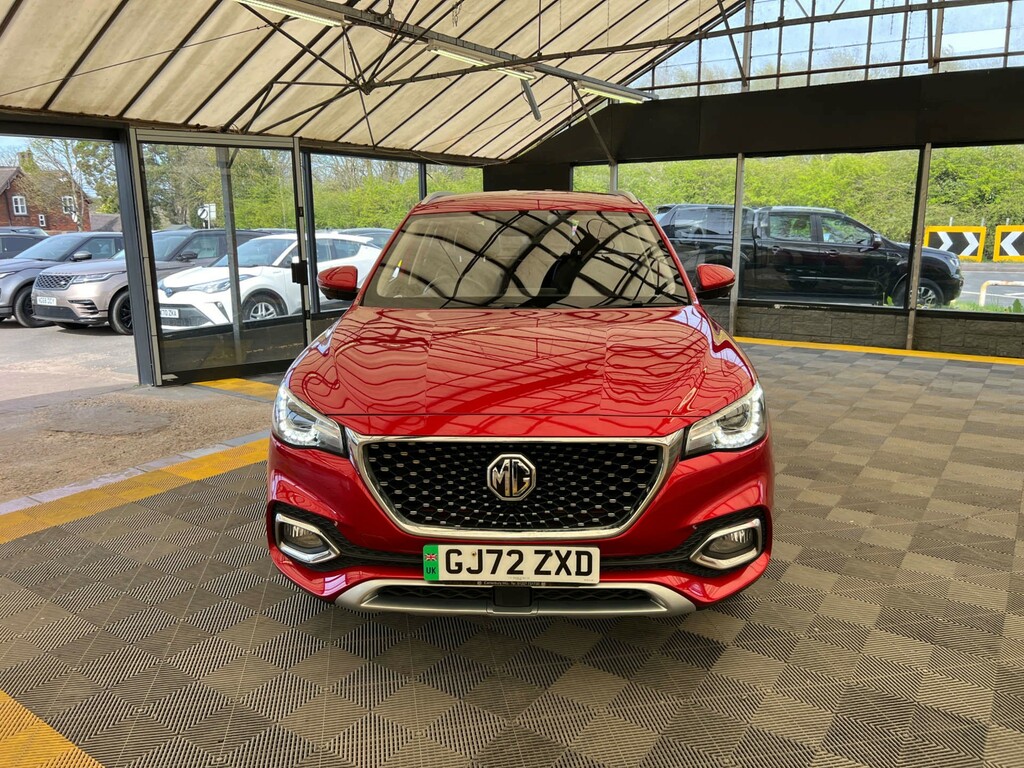 MG HS Suv GJ72ZXD Red #3