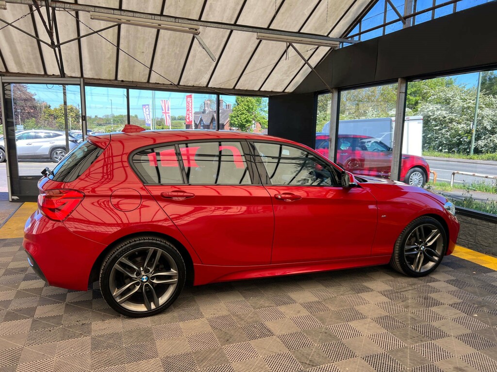 BMW 1 Series Hatchback AF68UGO Red #6