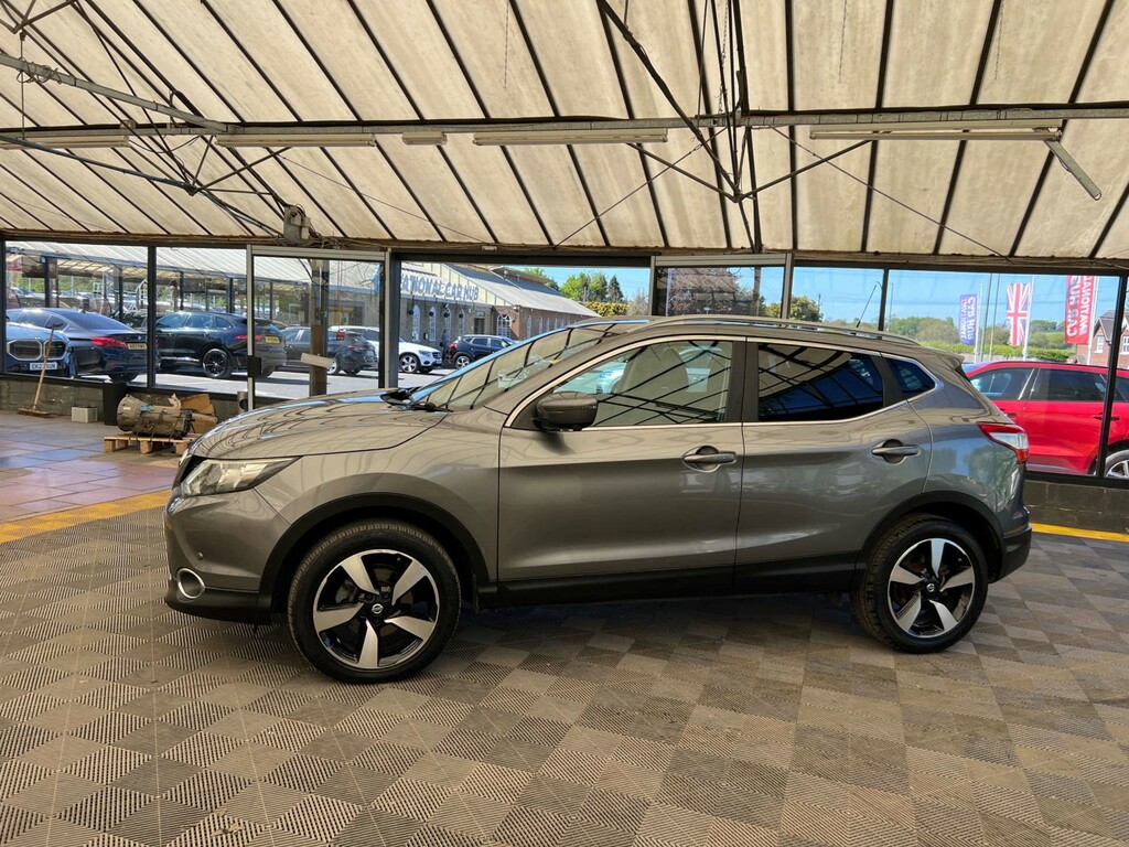 Nissan Qashqai Suv YG66XFL Grey #3