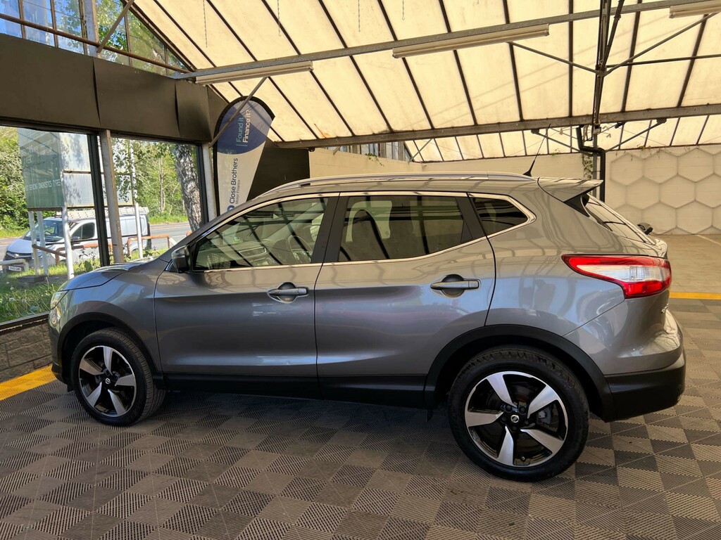 Nissan Qashqai Suv YG66XFL Grey #4