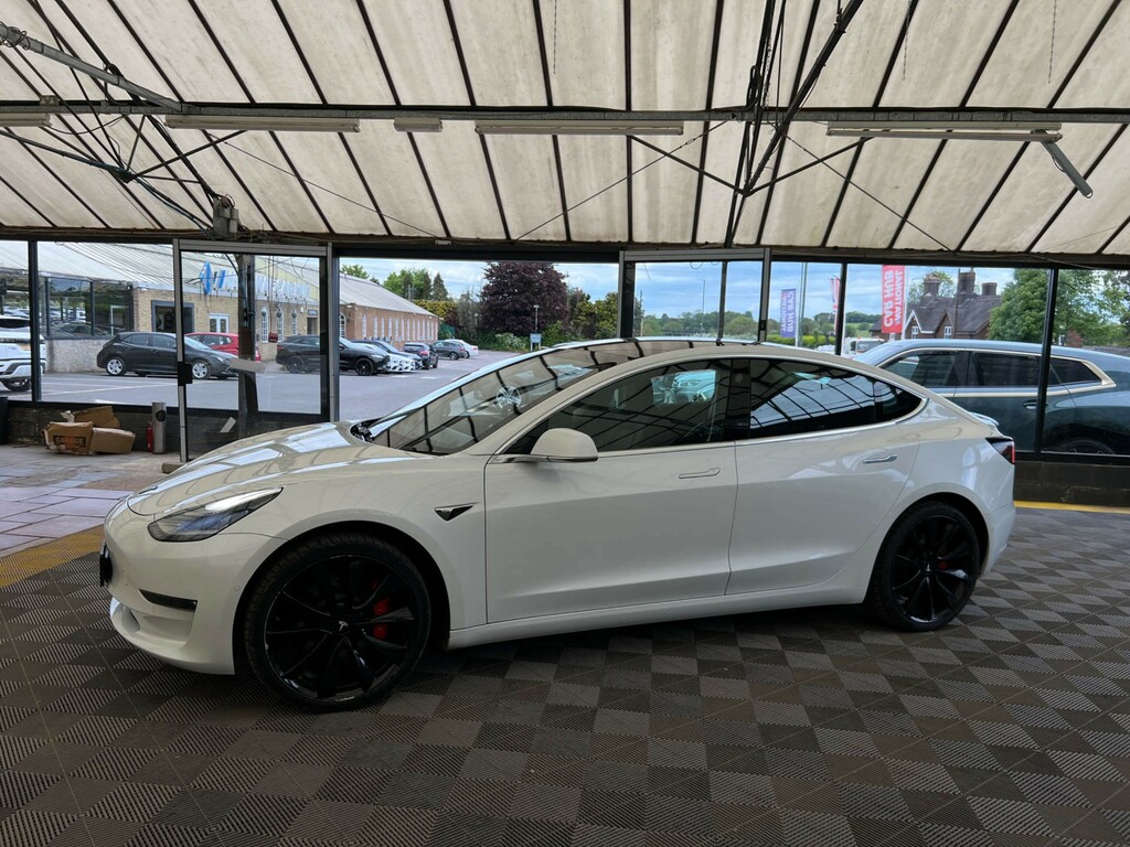 Tesla Model 3 Saloon MV20KPZ White #4