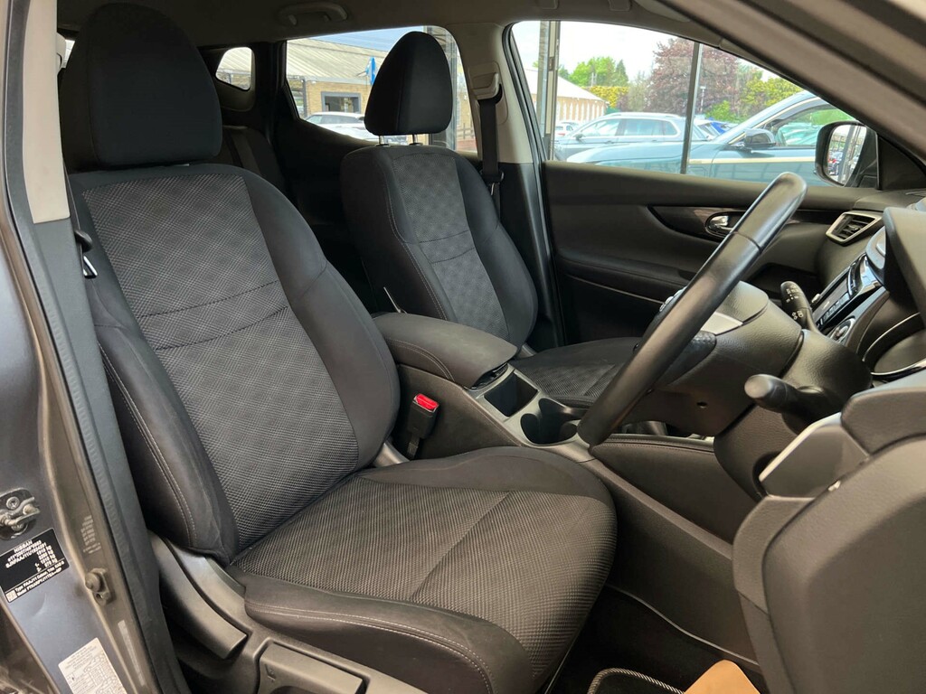 Nissan Qashqai Suv WG17LHW Grey #6